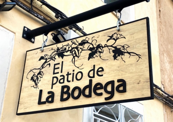 El patio de la Bodega